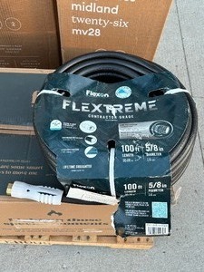 lot 8 image: Flextreme 100 Foot 58 Hose