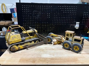 Vtg Tonka Bulldozer and Grader