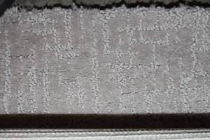 lot 33 image: 56 x 12 Carpet Remnant