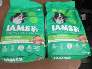 lot 146 image: 2- 7lb Bags Iams Proactive Health M...