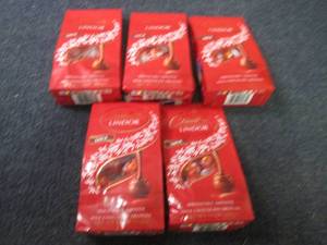 lot 175 image: 5- 5.1 oz Lindor Truffles...