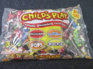 lot 218 image: 3.25 lb Childs Play Candy...