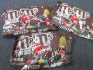 lot 224 image: 3- 10.53 oz M&Ms Fun Size...
