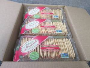 lot 257 image: 12- 6 oz La Panzanella Rosemary Art...