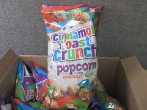 lot 259 image: 8- 7 oz Cinnamon Toast Crunch Popco...