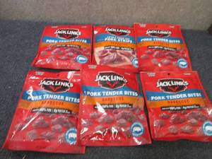 lot 269 image: 6- 3.25 oz Jack Links Barbecue Pork...