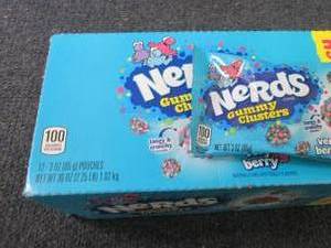 lot 280 image: 12- 3 oz  Nerds Very Berry Gummy Cl...