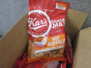 lot 296 image: 12- 4 oz Kars Hot Buffalo Snack Mix...
