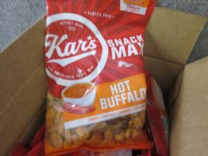 lot 298 image: 12- 4 oz Kars Hot Buffalo Snack Mix...