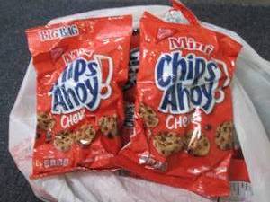 lot 317 image: 12- 3 oz Mini Chips Ahoy Chewy...