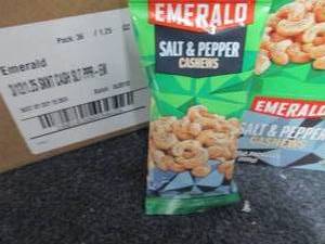 lot 345 image: 12-1.25 oz Emerald Salt & Pepper Ca...