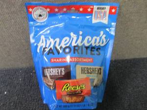 lot 378 image: 17.6 oz Americas Favorites Sharing...