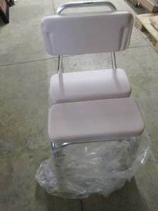 lot 402 image: Guardian Padded Shower Chair...