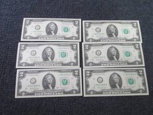 lot 442 image: 6 Sequential, Uncirculated $2 Bills...