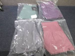 lot 484 image: 4 pair Ladies Medium Gym Wolf Leggi...