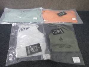 lot 492 image: 4 Large Gym Wolf Assorted Sports Br...