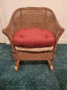 lot 69 image: Antique Childs Wicker Rocking Chair.