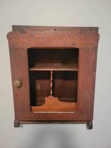 lot 155 image: Antique Oak Bathroom Cabinet with Towel Rack.