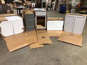 lot 13 image: Lot of Assorted Kitchen Cabinets Various Models and Conditions  Customer Returns See Pictures