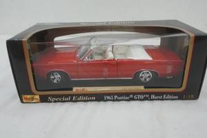 lot 18 image: Miasto Pontiac GTO model car