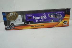 lot 66 image: Hot Wheels Racing #14 Larry Foyt Harrahs