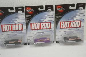 lot 101 image: 100% Hot Wheels Hot Rod Magazine Series Lot