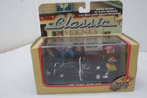 lot 119 image: 1957 Ford Fairlane Road Champs Collectibles