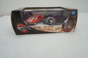 lot 128 image: 100% Hot Wheels Route 66 Rendezvous
