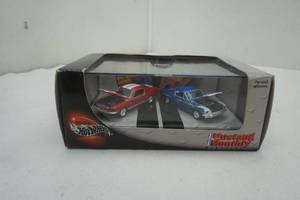 lot 130 image: 100% Hot Wheels Mustang Monthly Magazine