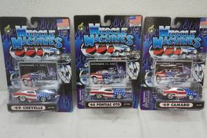 lot 176 image: Muscle Machines Diecast Collectible