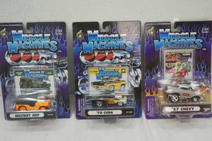lot 184 image: Muscle Machines Diecast Collectible