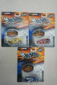 lot 243 image: NASCAR Hot Wheels Racing 2002