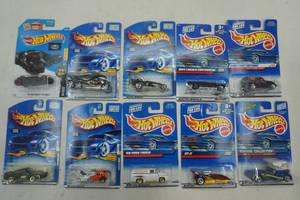 lot 266 image: Hot Wheels lot 10ct