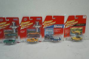 lot 323 image: Johnny Lightning Mustang collection with 1999 Prowler
