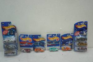 lot 340 image: Hot Wheels 10ct Variety lot
