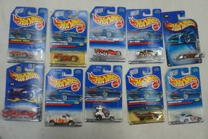 lot 358 image: Hot Wheels 10ct Variety lot