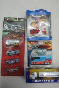 lot 367 image: Hot Wheels Variety Lot