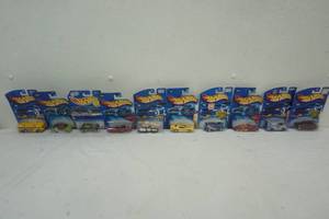 lot 369 image: Hot Wheels 10ct Variety lot