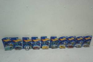 lot 371 image: Hot Wheels 10ct Variety lot