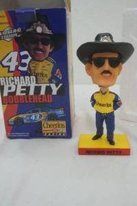 lot 376 image: 43 Richard Petty Bobblehead
