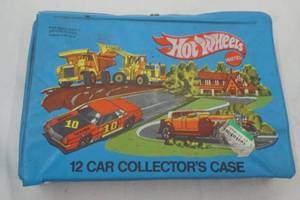 lot 377 image: Hot Wheels Vintage 12 car collectors case with 9 cars