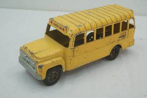 lot 387 image: vintage metal school bus