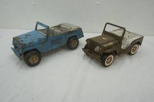 lot 389 image: vintage Tonka jeep lot