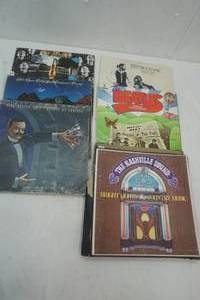 lot 415 image: vintage vinyl records