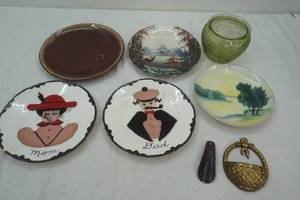 lot 452 image: Decorative plates