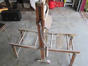 Antique freestanding Anchor Brand w...