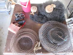 Vintage fishermans live well, net,...