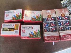 Assorted boxes of Christmas string ...