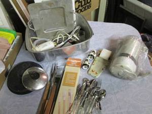 Large Roaster pan, BBQ tool set ass...