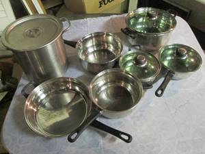 Large Stainless Steel stock pot wit...